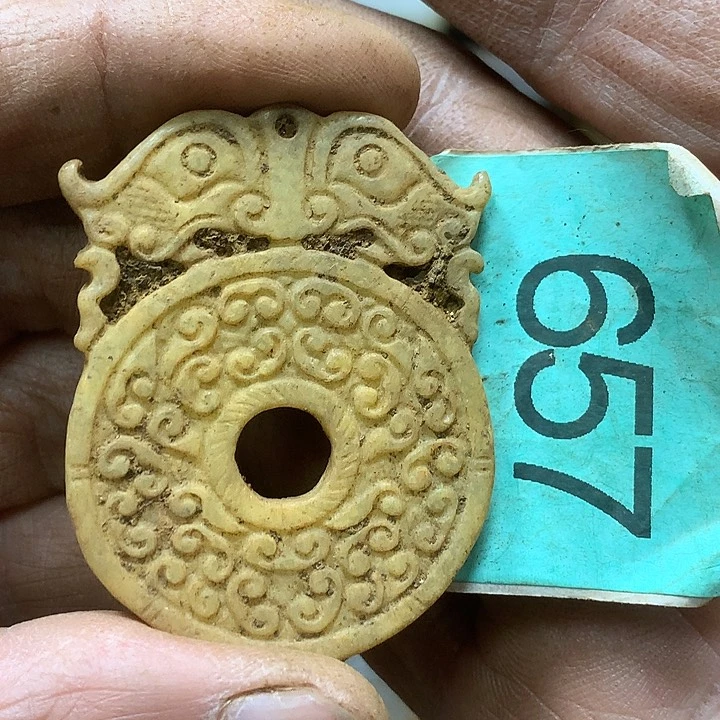 未镶嵌和田玉挂件