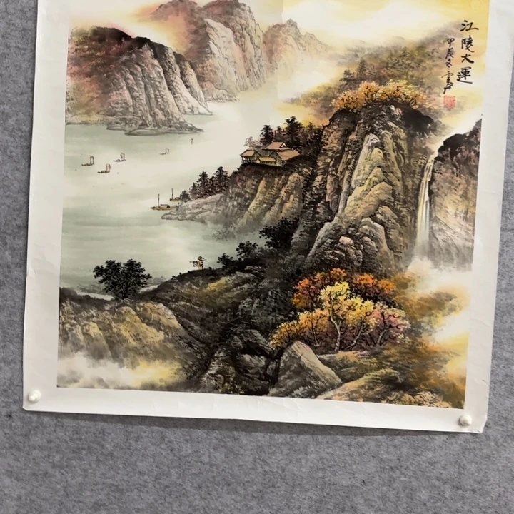 国画花鸟等图案为一体而得