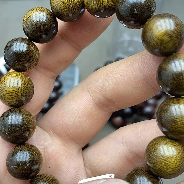 沉香碎屑沉香海南莺歌绿1.4沉水137号