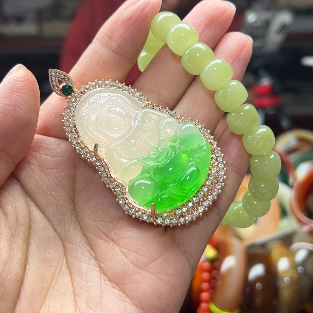 和田玉未镶嵌颈饰