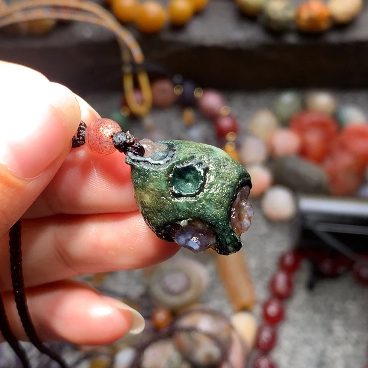 玛瑙/玉髓未镶嵌珠宝半成品