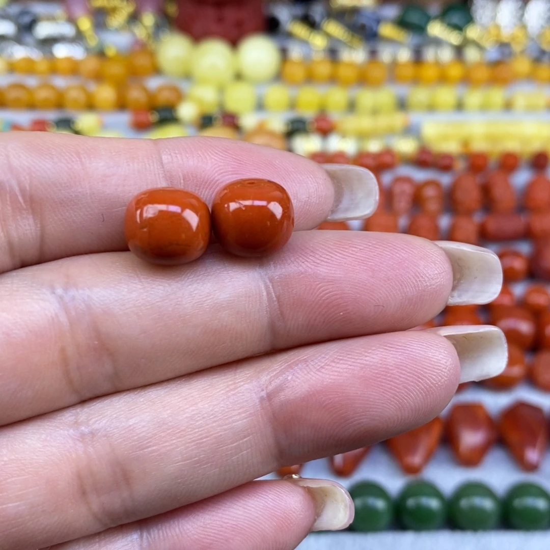 南红玛瑙未镶嵌微瑕对珠10mm