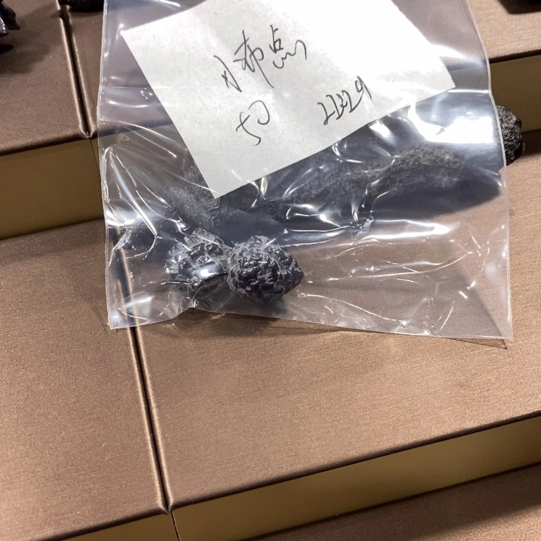 小***点铁合金花岗石黑金刚天然奇石收藏