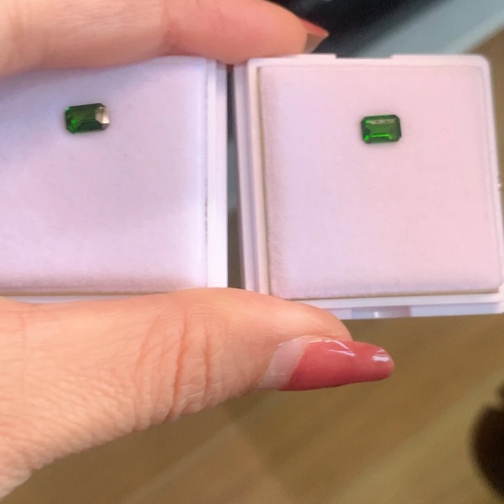 透辉石裸石未镶嵌1.32克拉