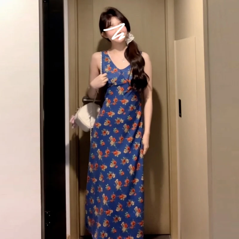 夏天轻奢洋气网红洋气碎花连衣裙子女爆款2025夏季新款高级感长裙