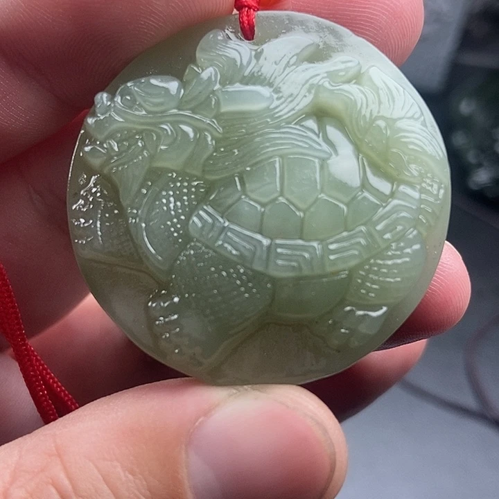 和田玉（糖玉）未镶嵌颈饰