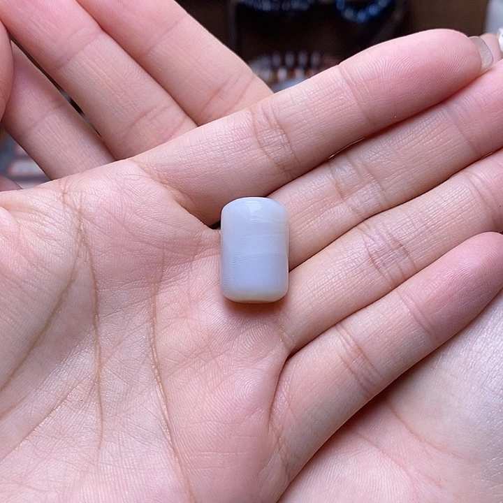 未镶嵌颈饰玛瑙/玉髓