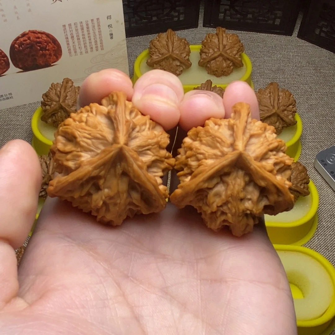 文玩核桃吊坠盘山三棱38微修打底