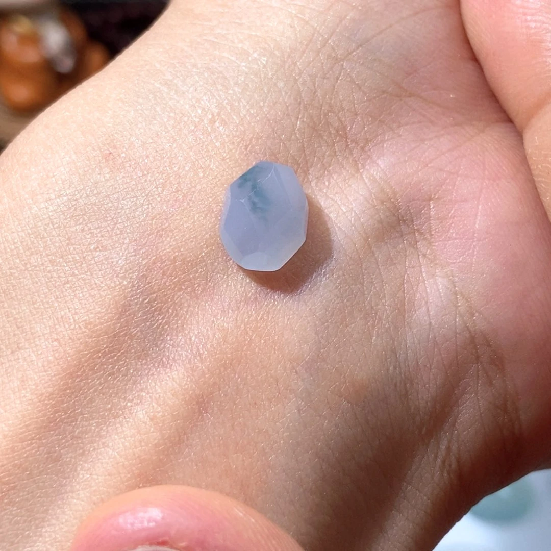 定制翡翠未镶嵌翡翠10.1*8.0*4.9