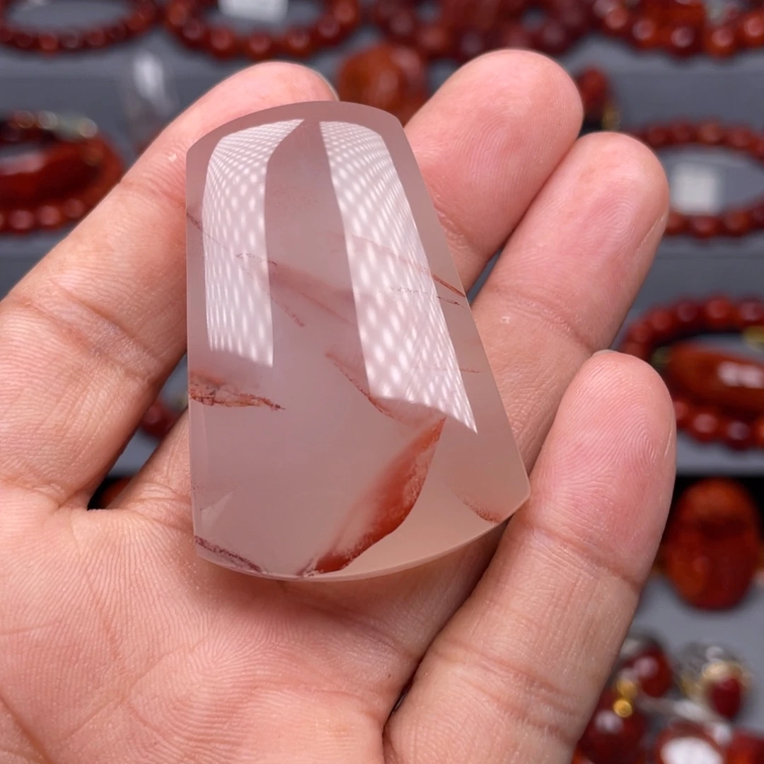 南红玛瑙未镶嵌珠宝奇石吊坠