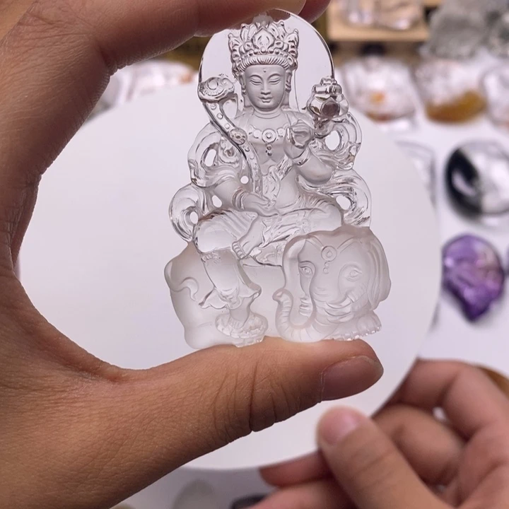 吃***铃水晶颈饰未镶嵌定制