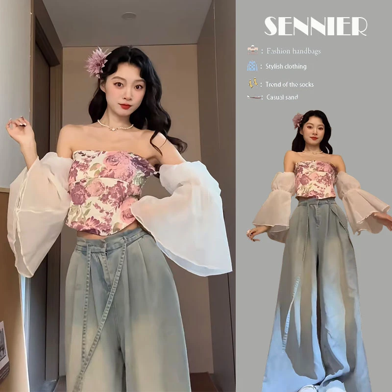 夏季穿搭女2025新款设计感喇叭袖一字肩碎花上衣阔腿牛仔裤两件套