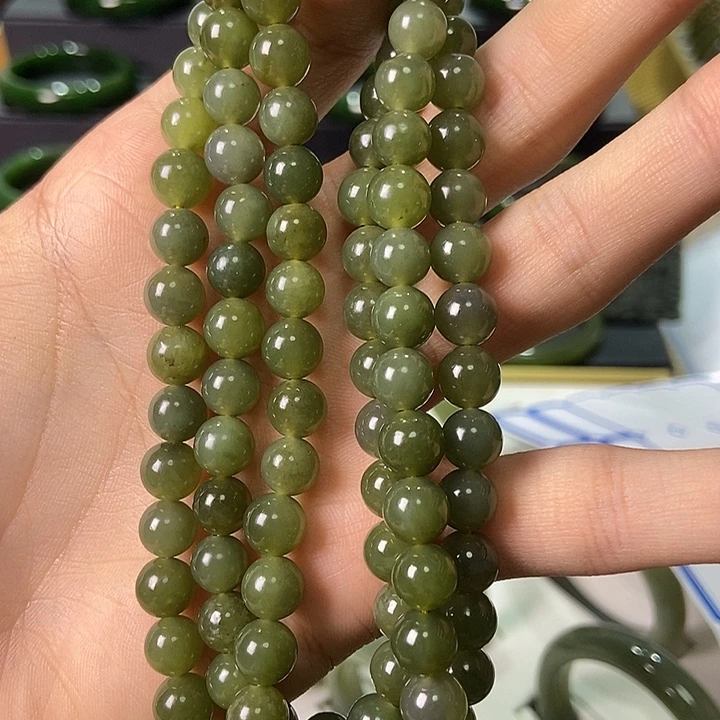 j***g和田玉未镶嵌手链