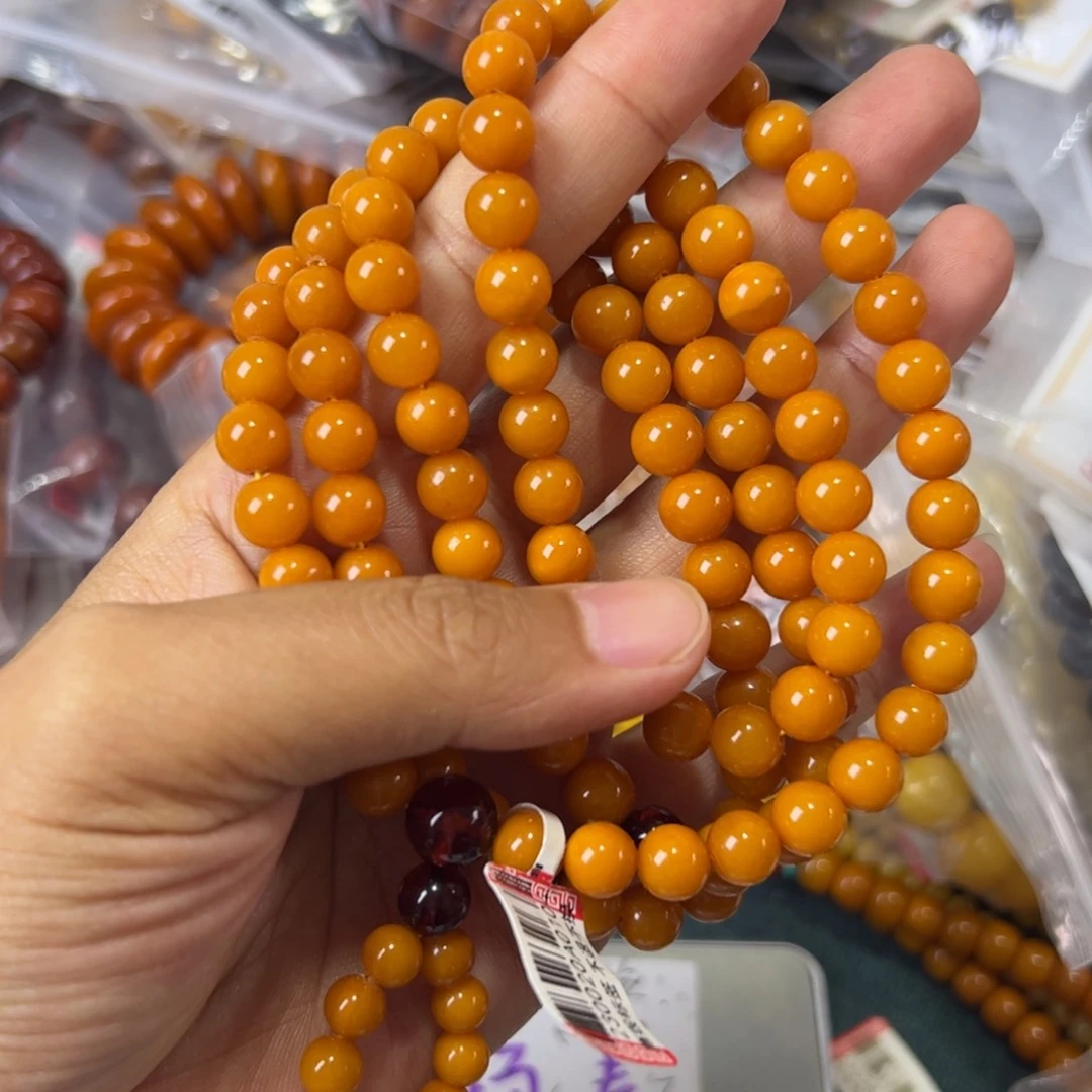 未镶嵌琥珀珠宝奇石623