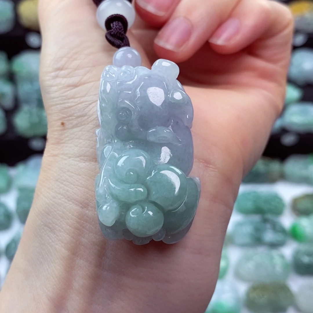 翡翠颈饰未镶嵌天然