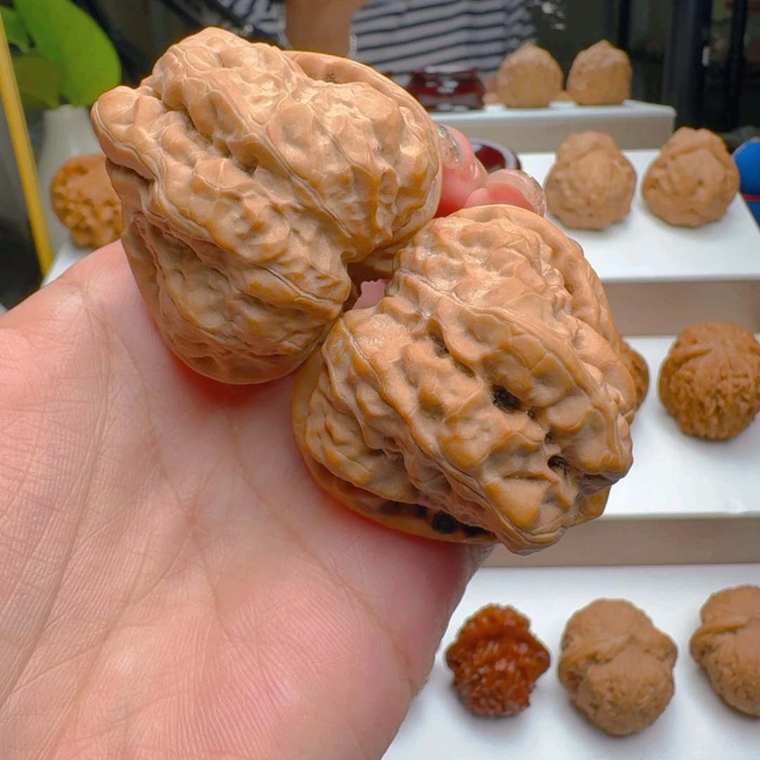 把件核桃46巨肚三角蛙