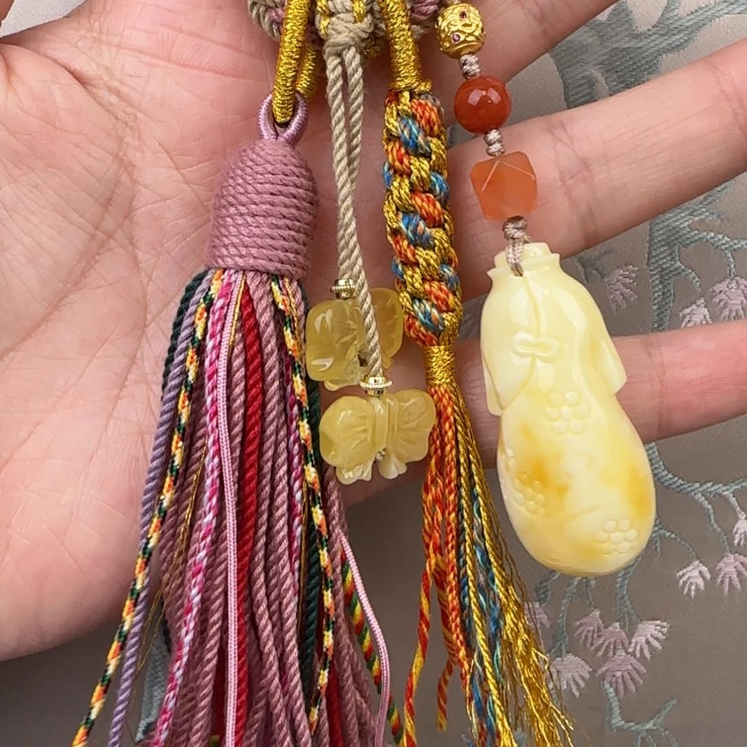 蜜蜡吊坠(赠链)未镶嵌