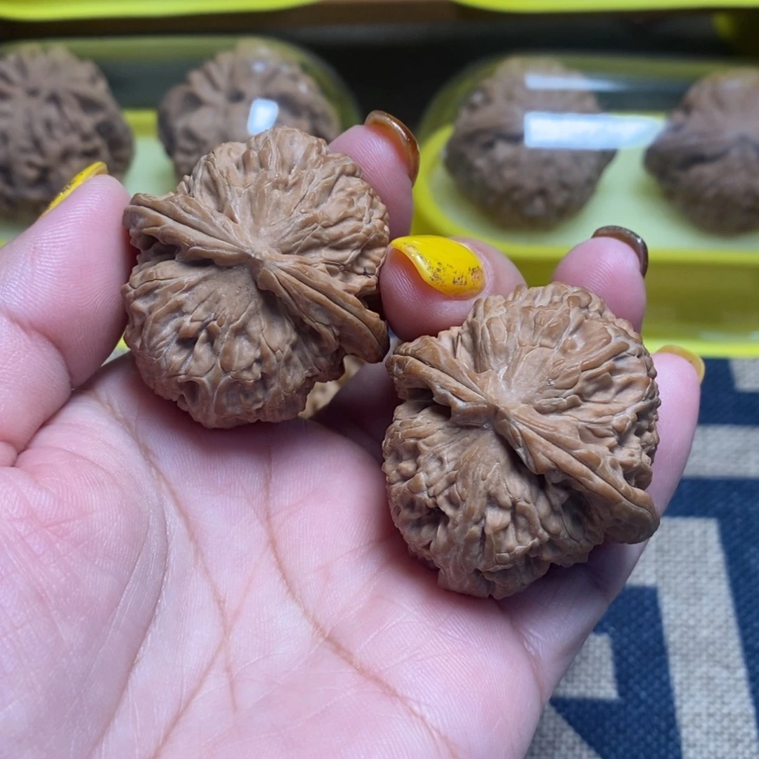 *****文玩核桃吊坠篓子