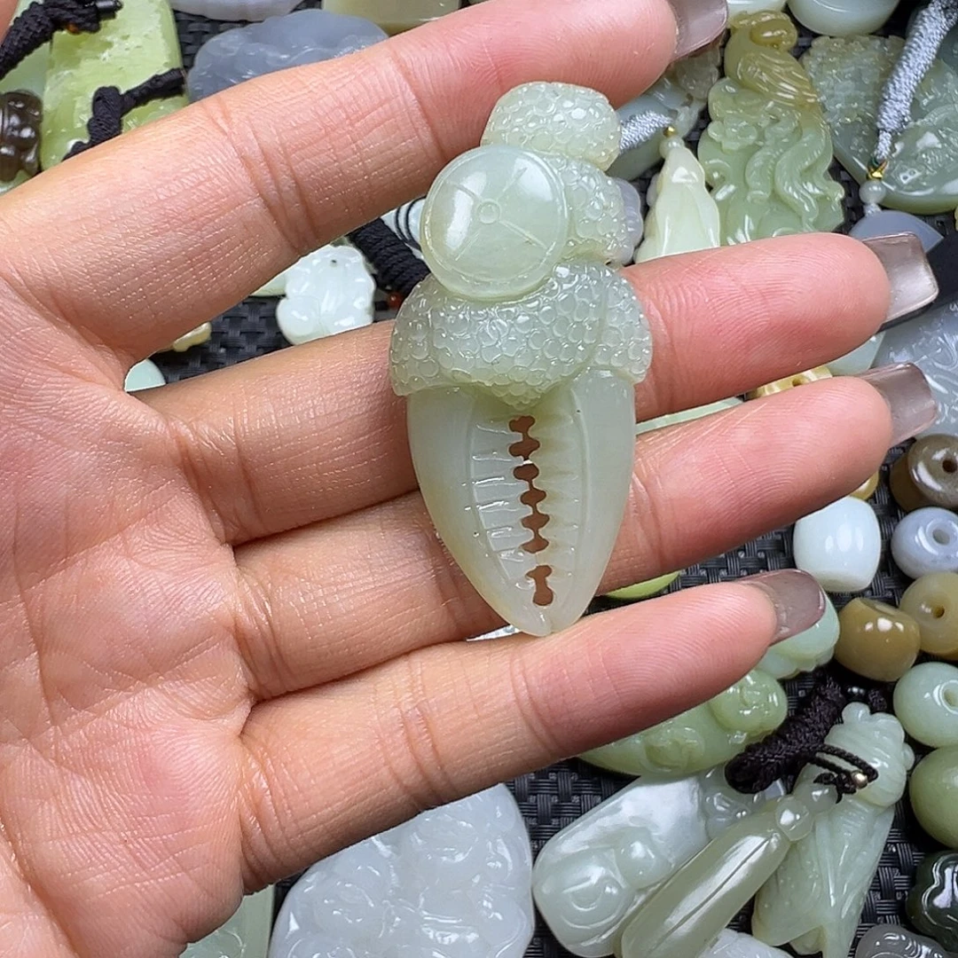 和田玉未镶嵌颈饰买断价，不退不换，卡51