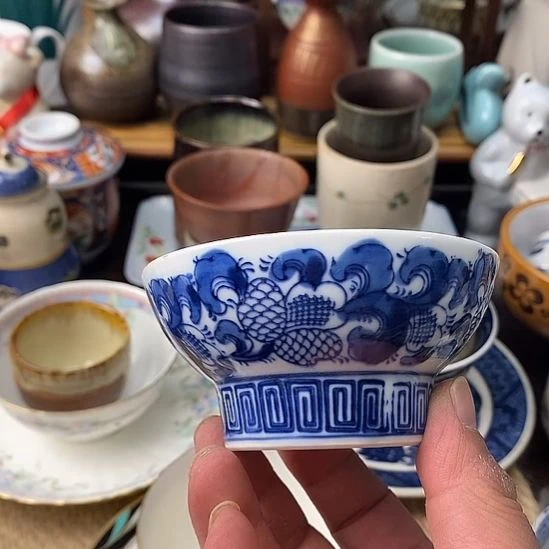 中古物品默认微瑕，谨慎参拍，满18包邮！
