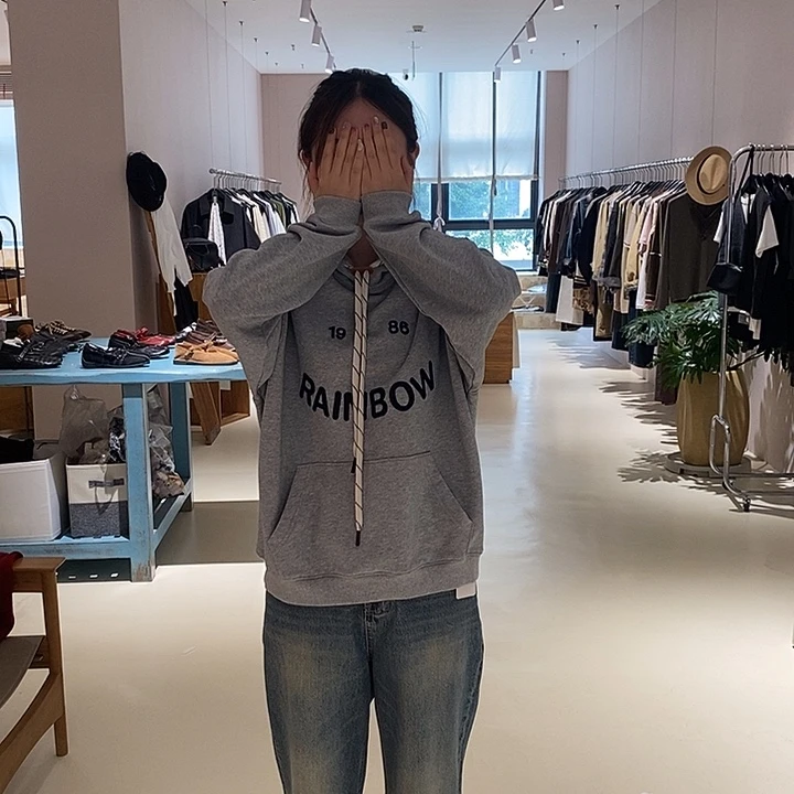 脸***儿浅色卫衣连帽卫衣155