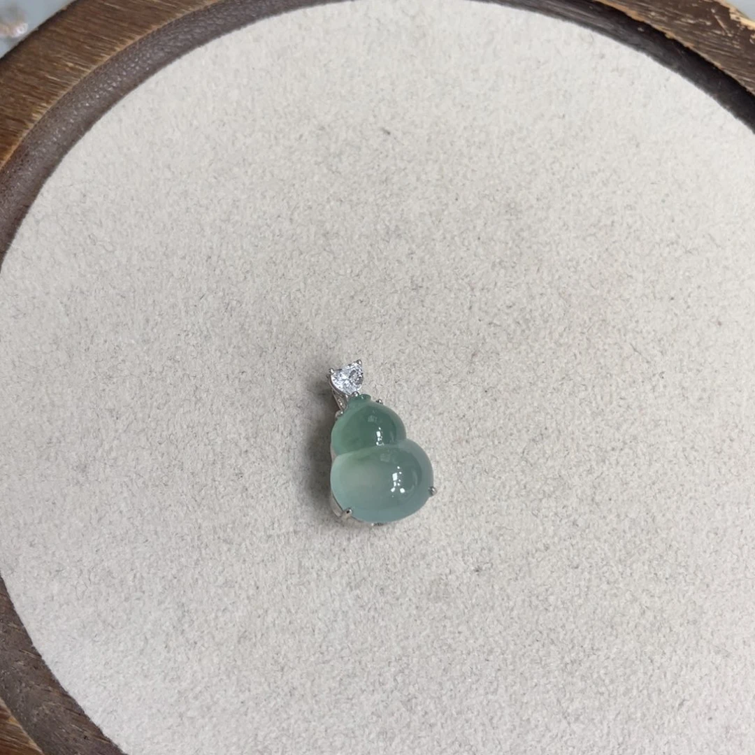 翡翠银S925镶嵌颈饰