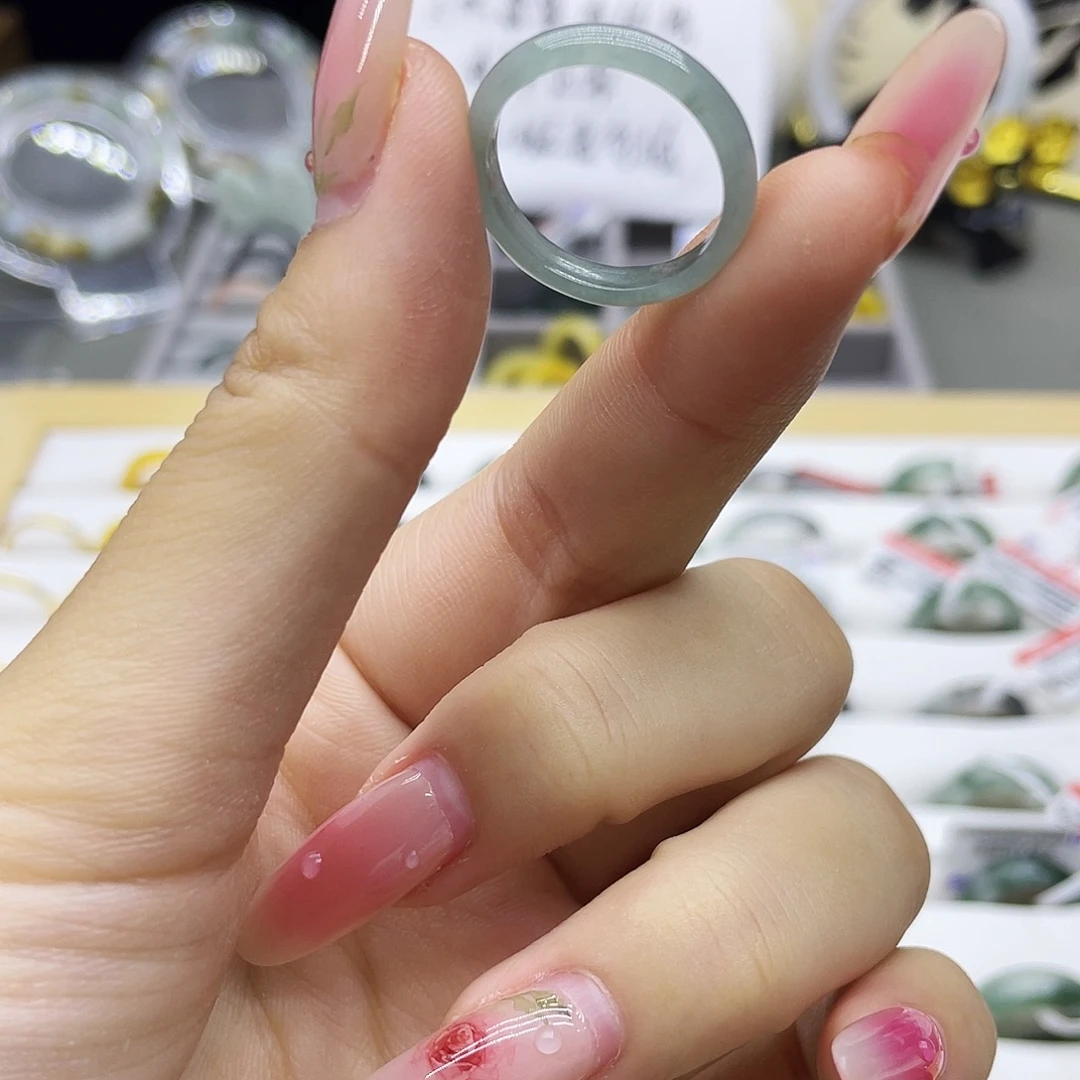 翡翠未镶嵌戒指港15