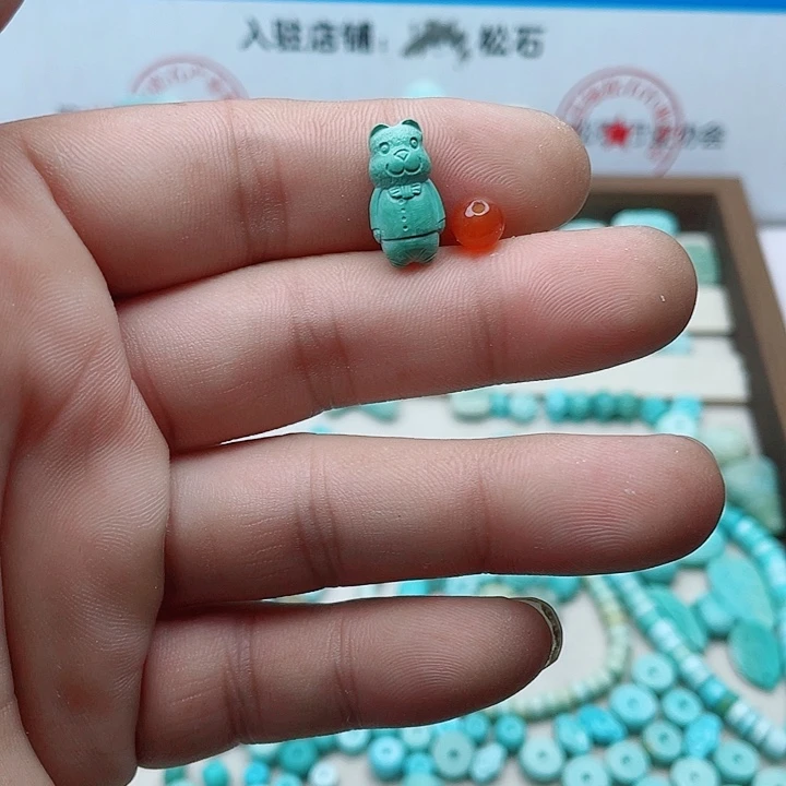 ****²南红玛瑙未镶嵌颈饰335