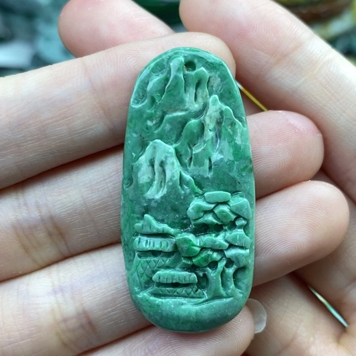 颈饰未镶嵌翡翠吊坠