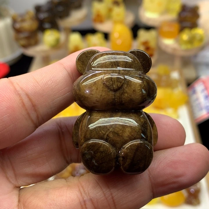琥珀颈饰未镶嵌根珀大熊