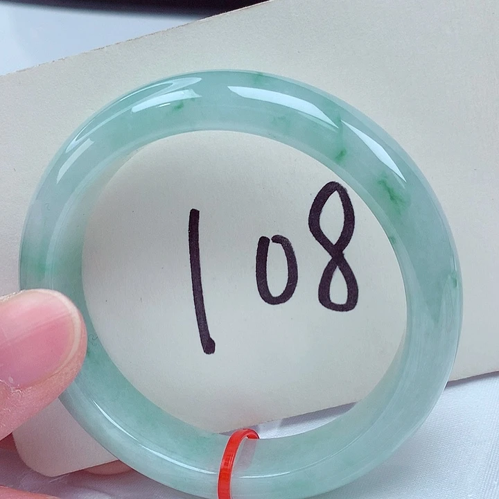 翡翠未镶嵌手镯翡翠