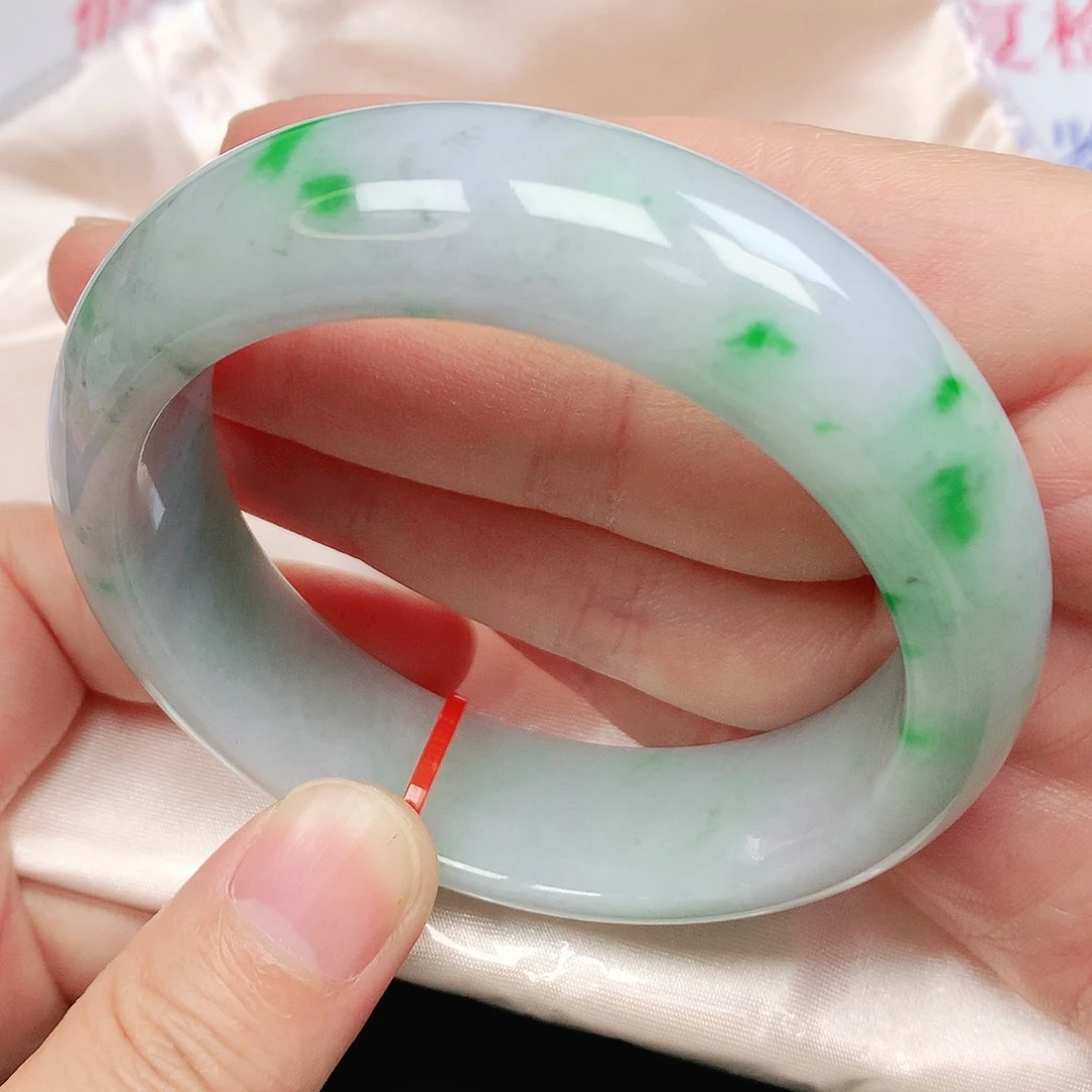 翡翠手镯未镶嵌抖音669