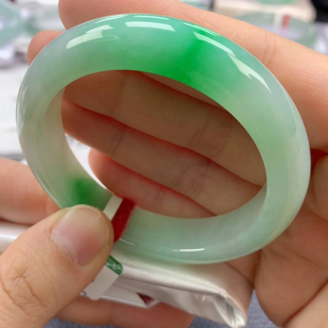 翡翠手镯未镶嵌52➕