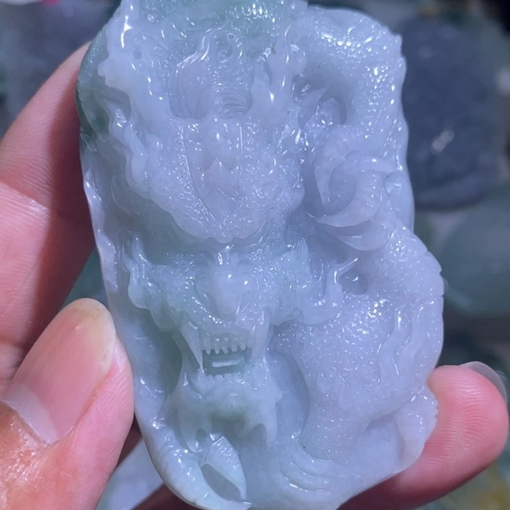 【闪购商品】翡翠未镶嵌颈饰11111111111111