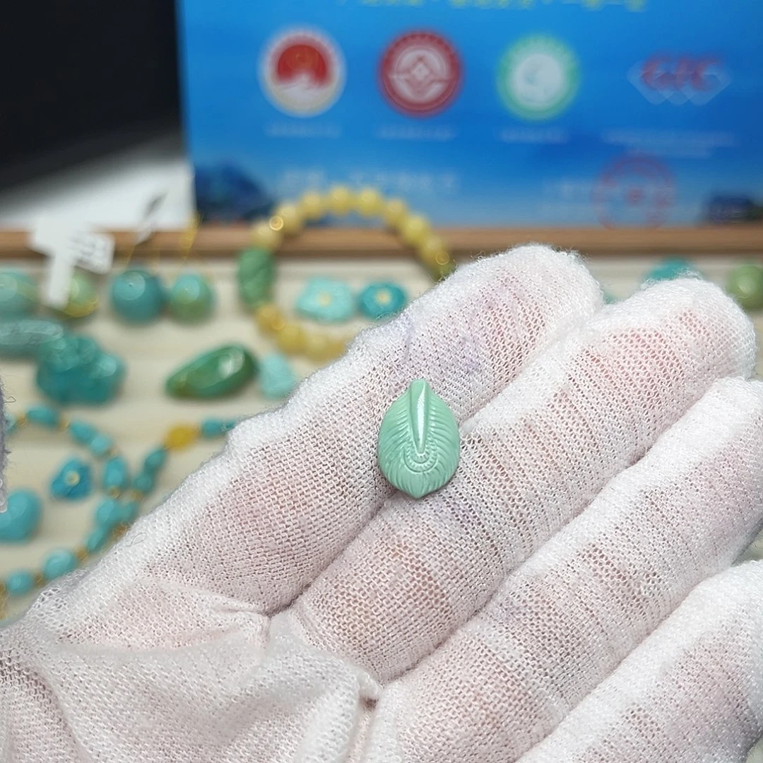 绿松石未镶嵌珠宝半成品