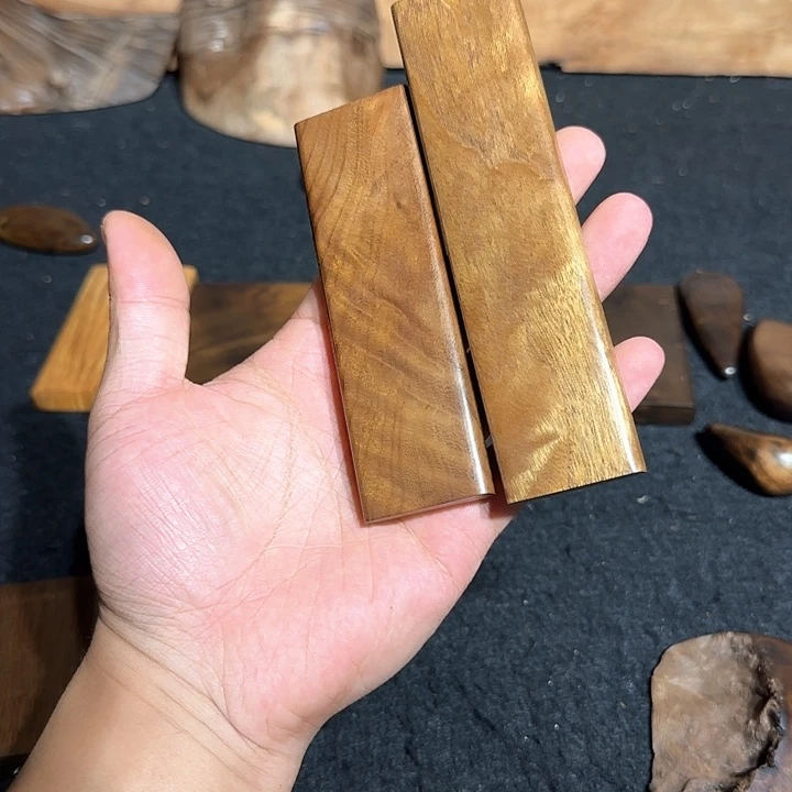 皓***九阴沉木直播间一物一拍截图