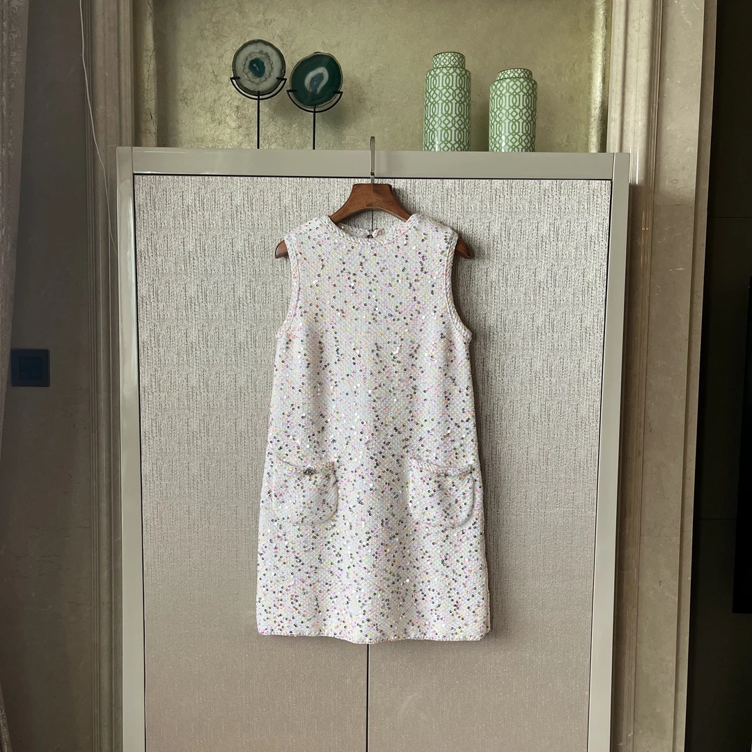 棉涤纶连衣裙时尚圆领百搭小香风无袖气质休闲女士