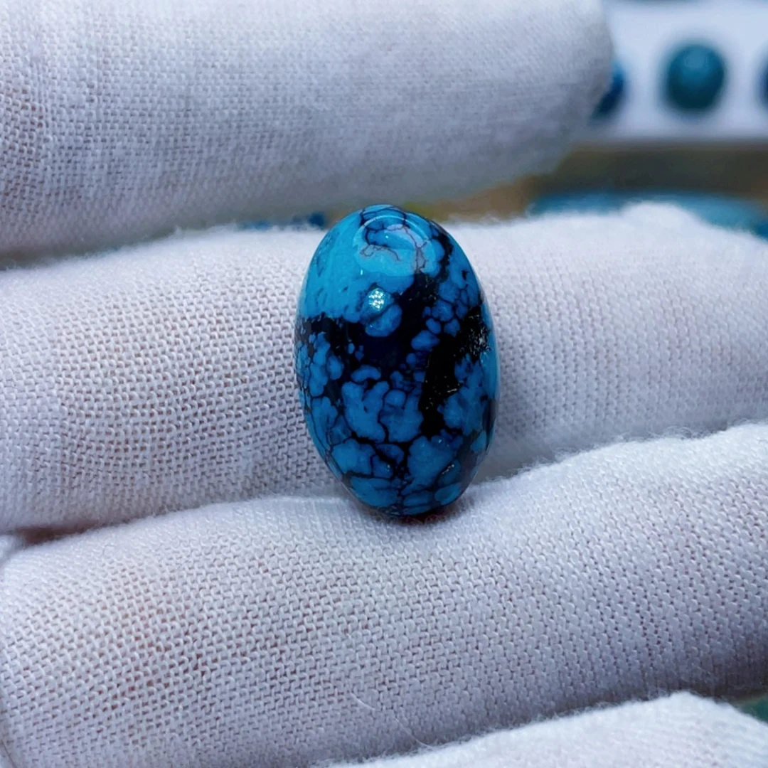 绿松石未镶嵌饰品