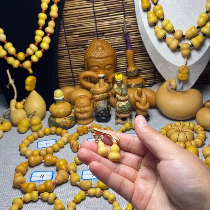 M***）大叶紫檀（黑酸枝木类）