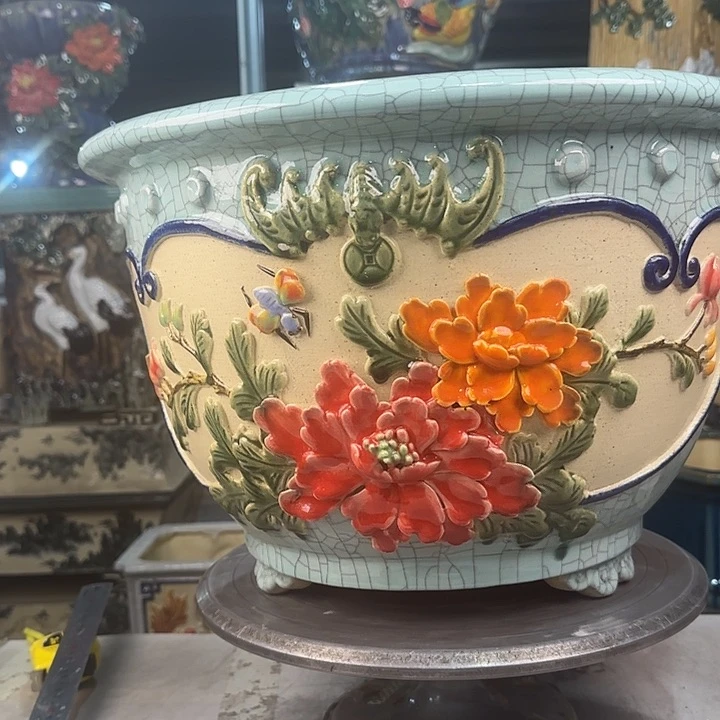红陶凤**馆岭南100,000花盆