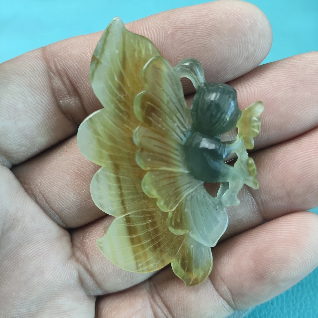 花玉蝴蝶玉石王花玉手工雕刻岫玉天然
