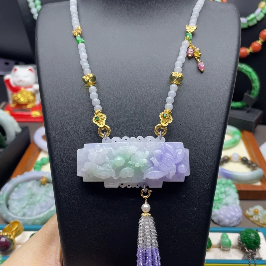 翡翠未镶嵌颈饰翡翠荷叶