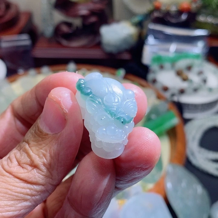 未镶嵌定制翡翠翡翠飘花貔貅