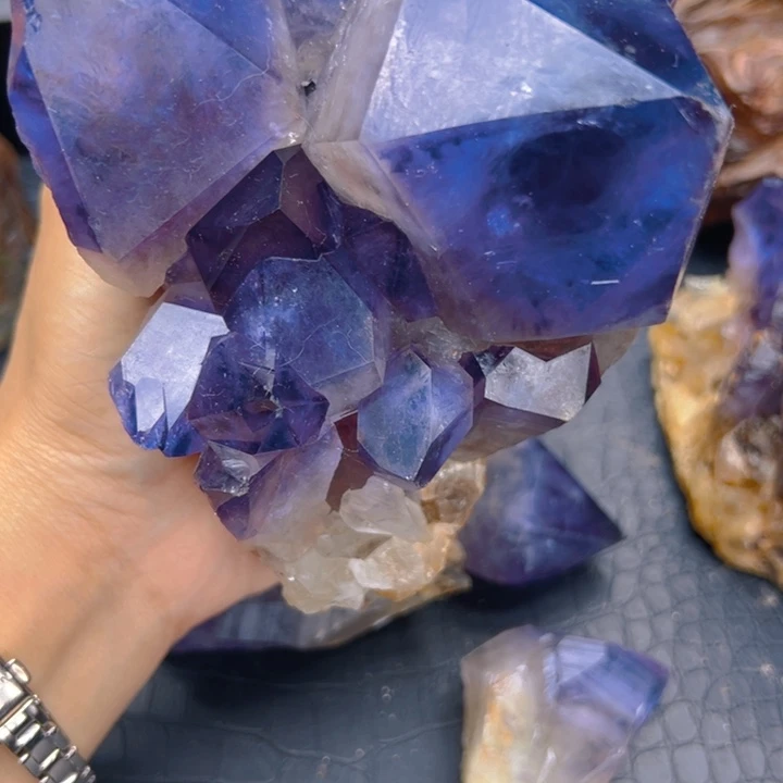 紫晶原石未镶嵌水晶N****s