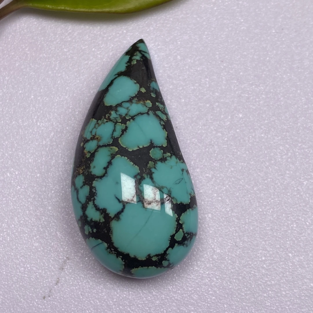 湖北竹山天然保真原矿绿松石吊坠玻璃瓷水滴形狼牙坠子绿色网花