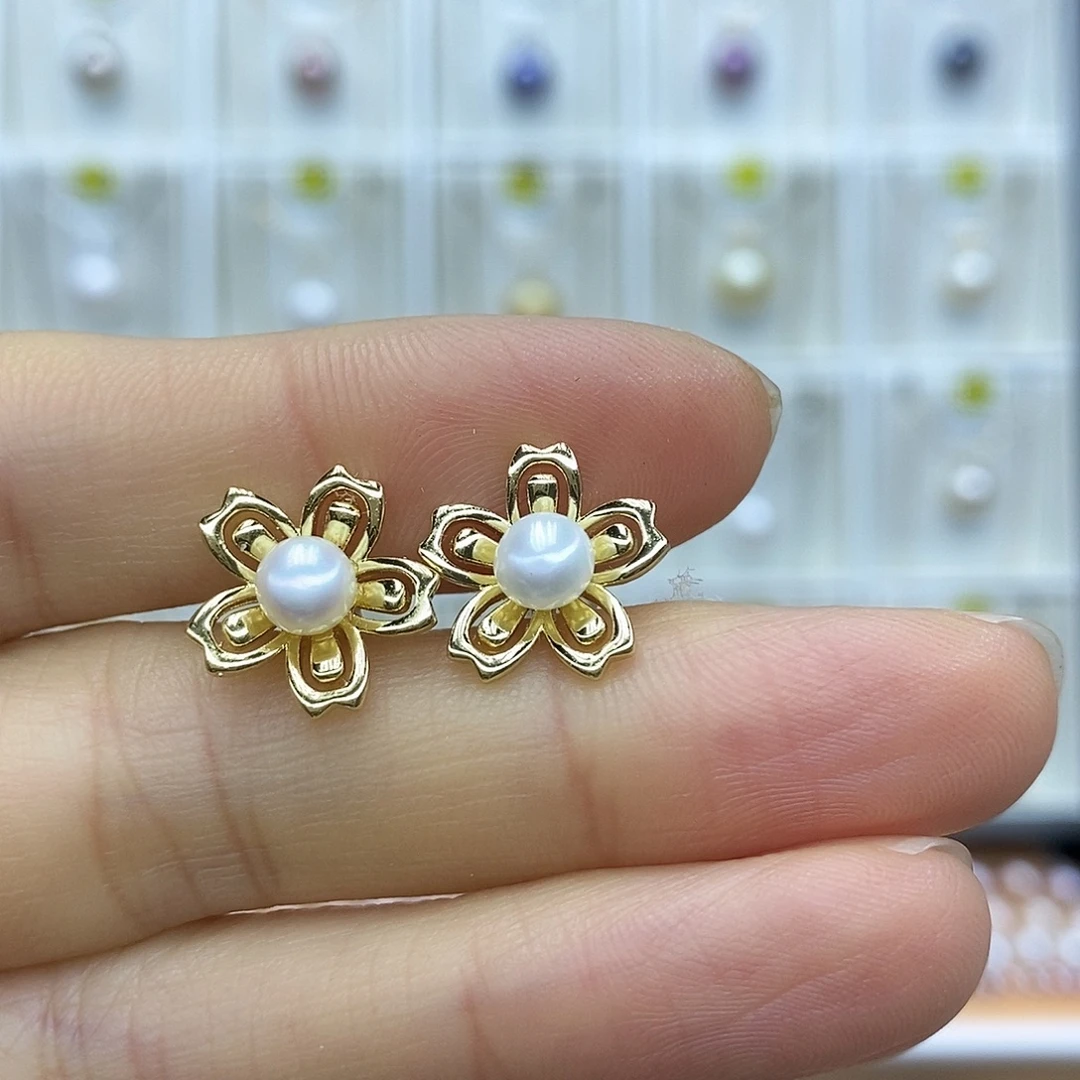 银S925镶嵌淡水珍珠吊坠(赠链)