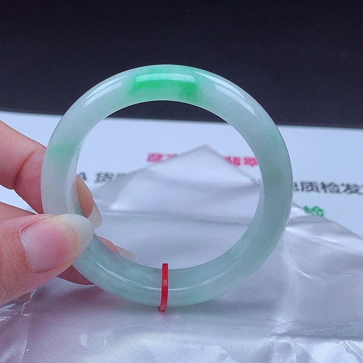 翡翠手镯未镶嵌手镯001916