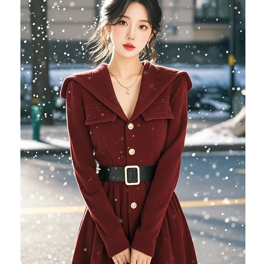 酒红色连帽灯芯绒连衣裙秋冬千金感穿搭漂亮小众炸街高级感女装