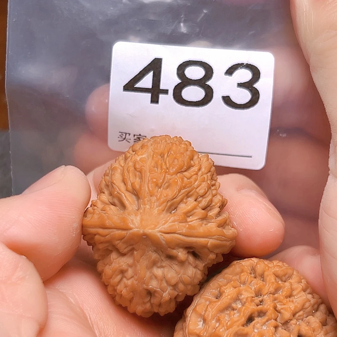 文玩核桃吊坠蒜头