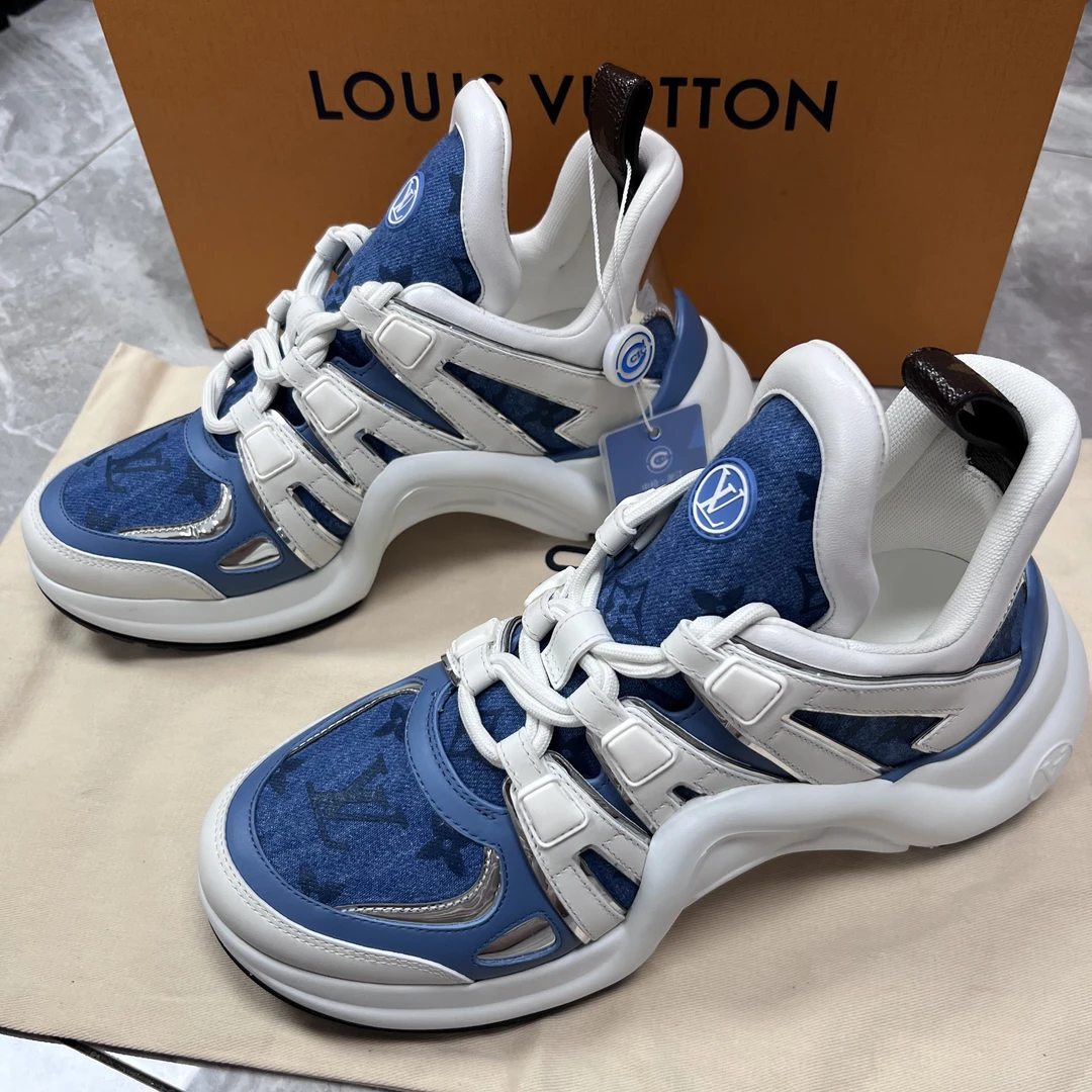 未使用 LouisVuitton/路易威登 38码！lv老爹鞋 丹宁布满印 白蓝色